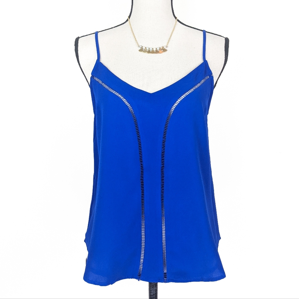 💥3 for $30💥🦋LAST🦋 NWT Mine Royal Blue Ladder Lace Tank Top, Size Large